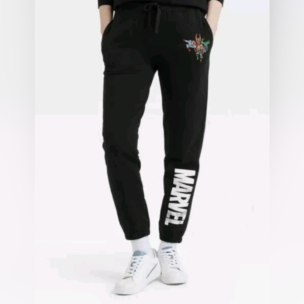 Women’s Marvel Joggers 1X Plus Sized Pants Black NWOT